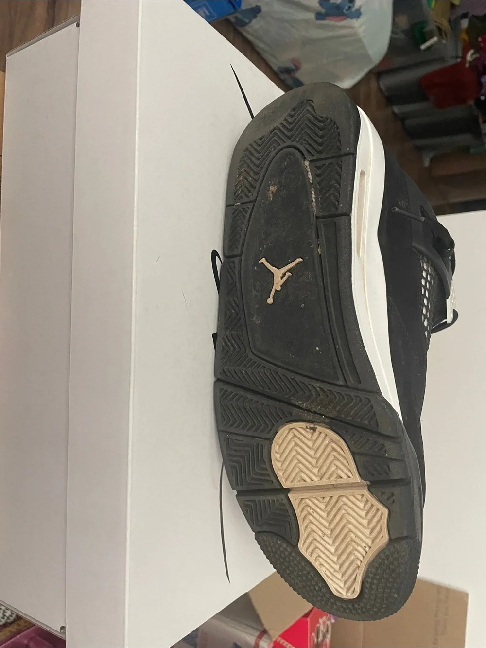 Black and White Jordan 4 Retro Thunder size 9 with box